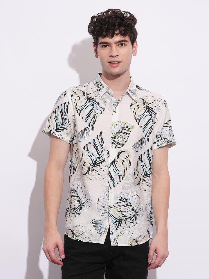 White Regular Fit Regular Collar Men's Shirt by Being Human Clothing