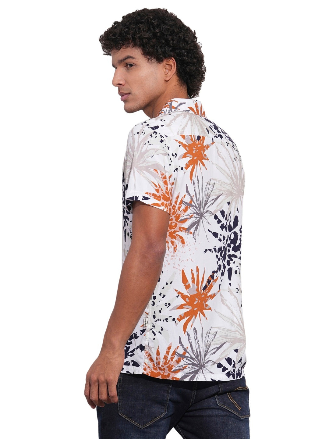 White Regular Fit Regular Collar Men's Shirt by Being Human Clothing