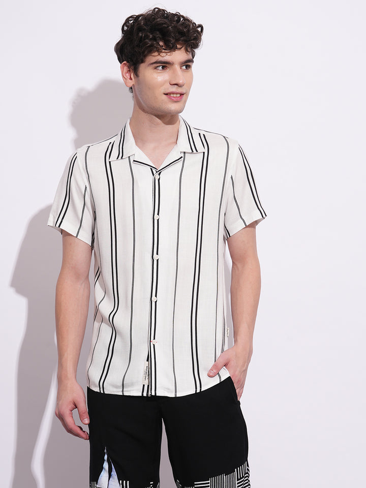 White Regular Fit Regular Collar Men's Shirt by Being Human Clothing
