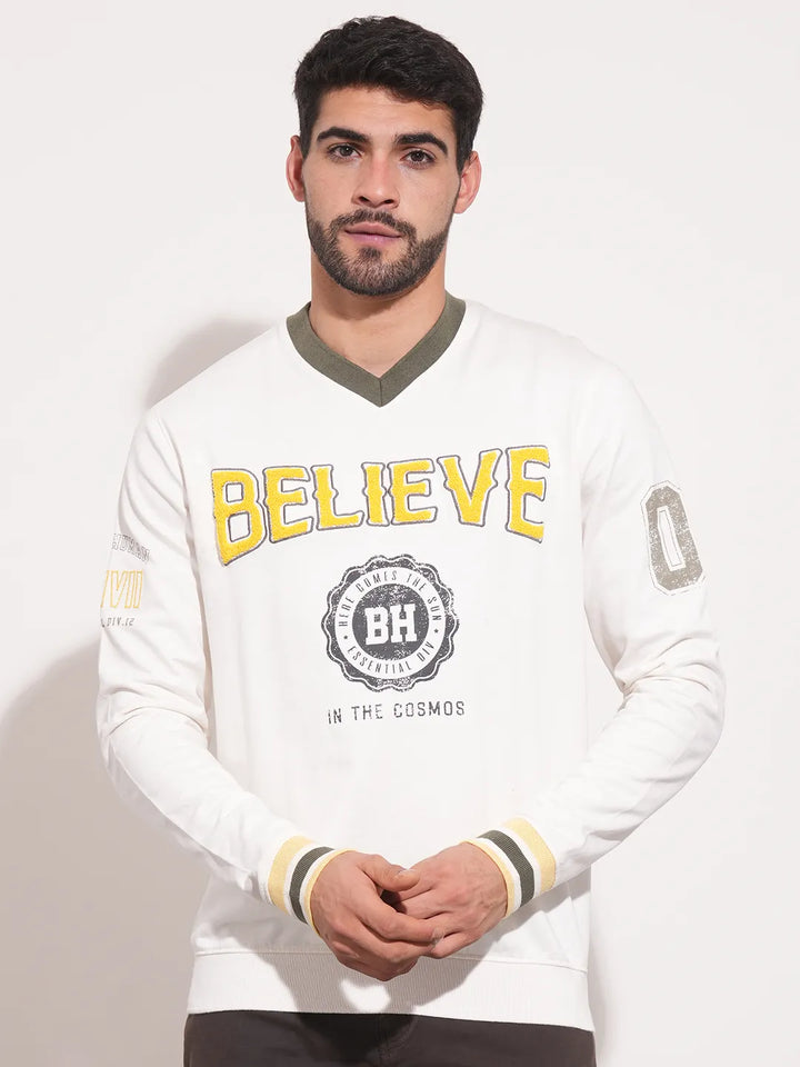 White Regular Fit Round Neck Long Sleeves Men's Sweatshirt