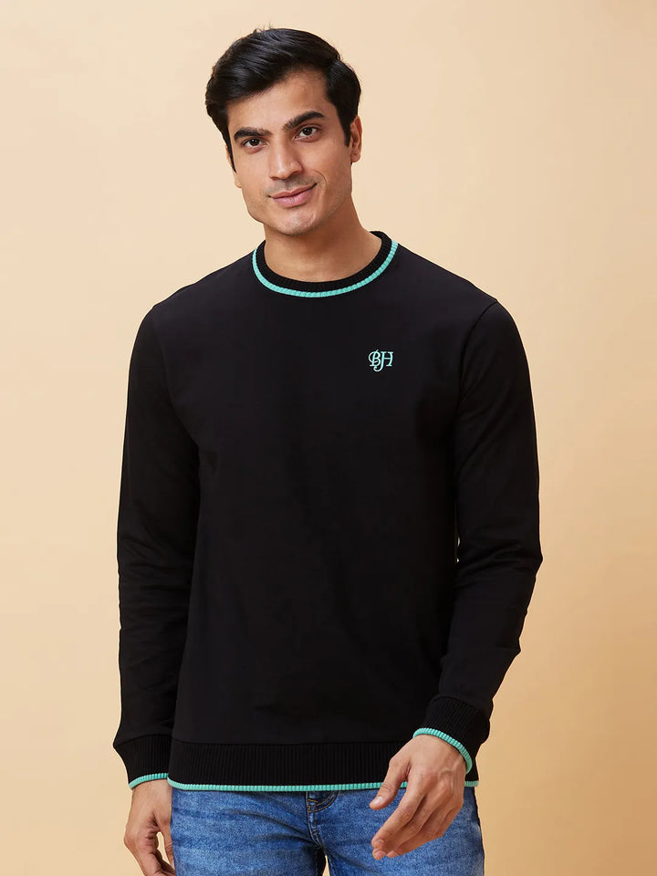 Black Regular Fit Round Neck Long Sleeves Men's Sweatshirt