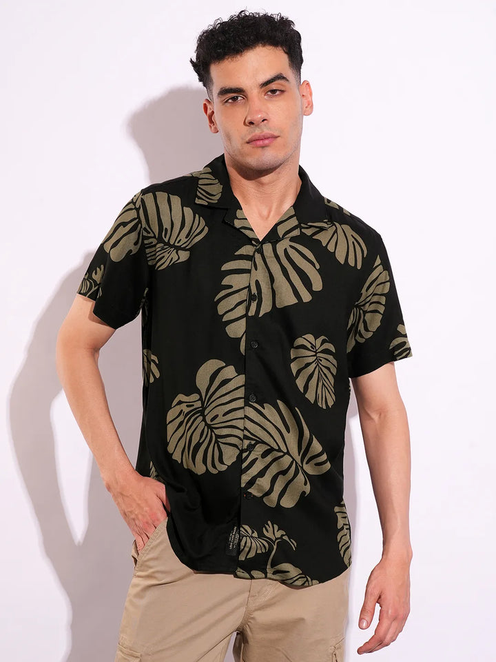 Black Regular Fit Regular Collar Short Sleeves Men's Shirt