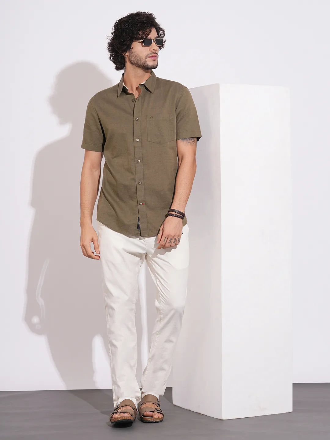 Being Human Men's White Mid-Rise Loose Fit Trousers