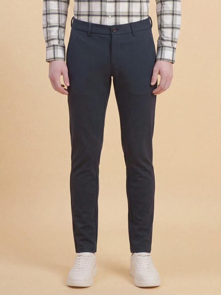 Slim Fit Men's Mid Rise Chinos