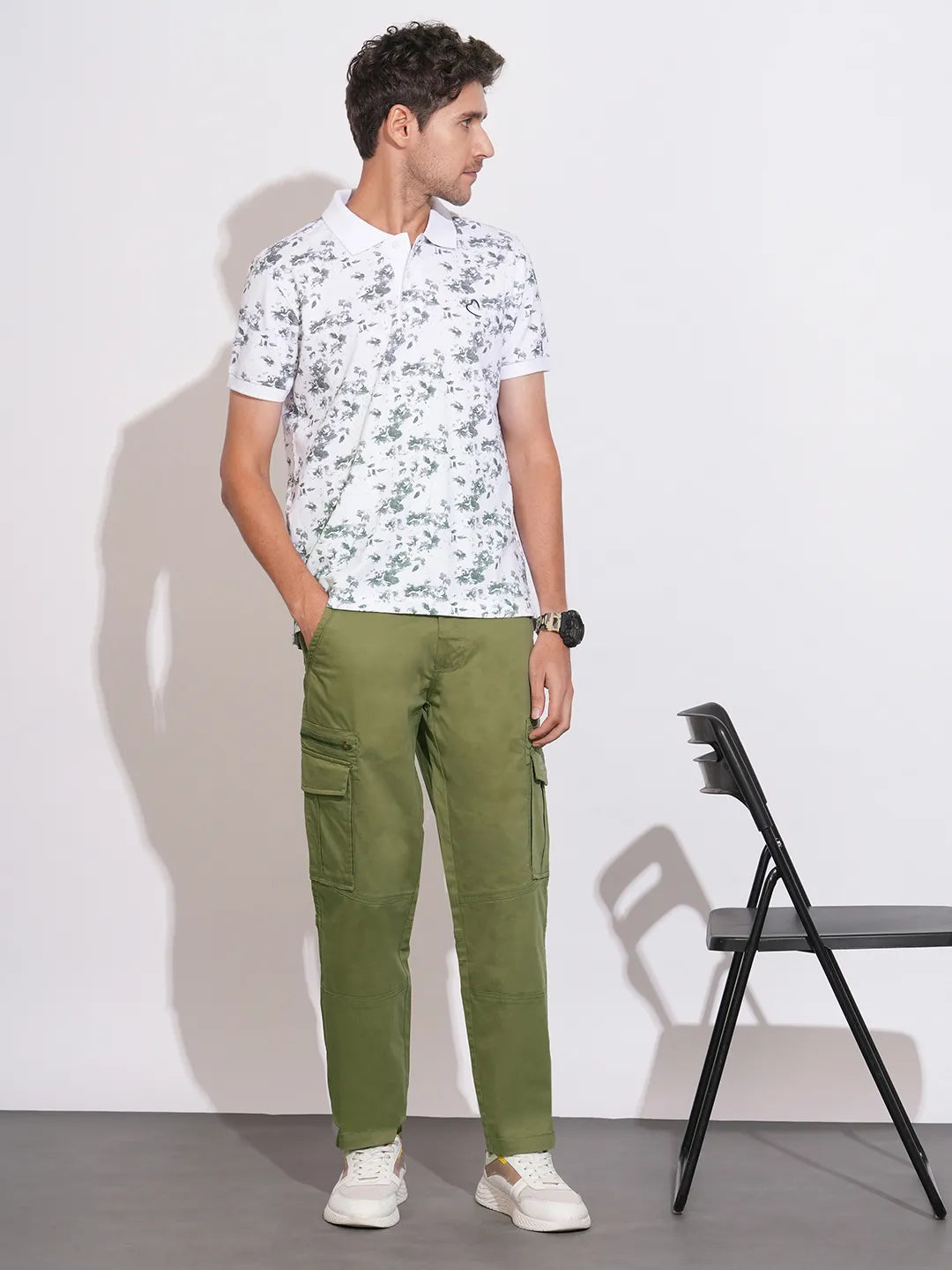 Being Human Green Slim Fit Cargos For Men