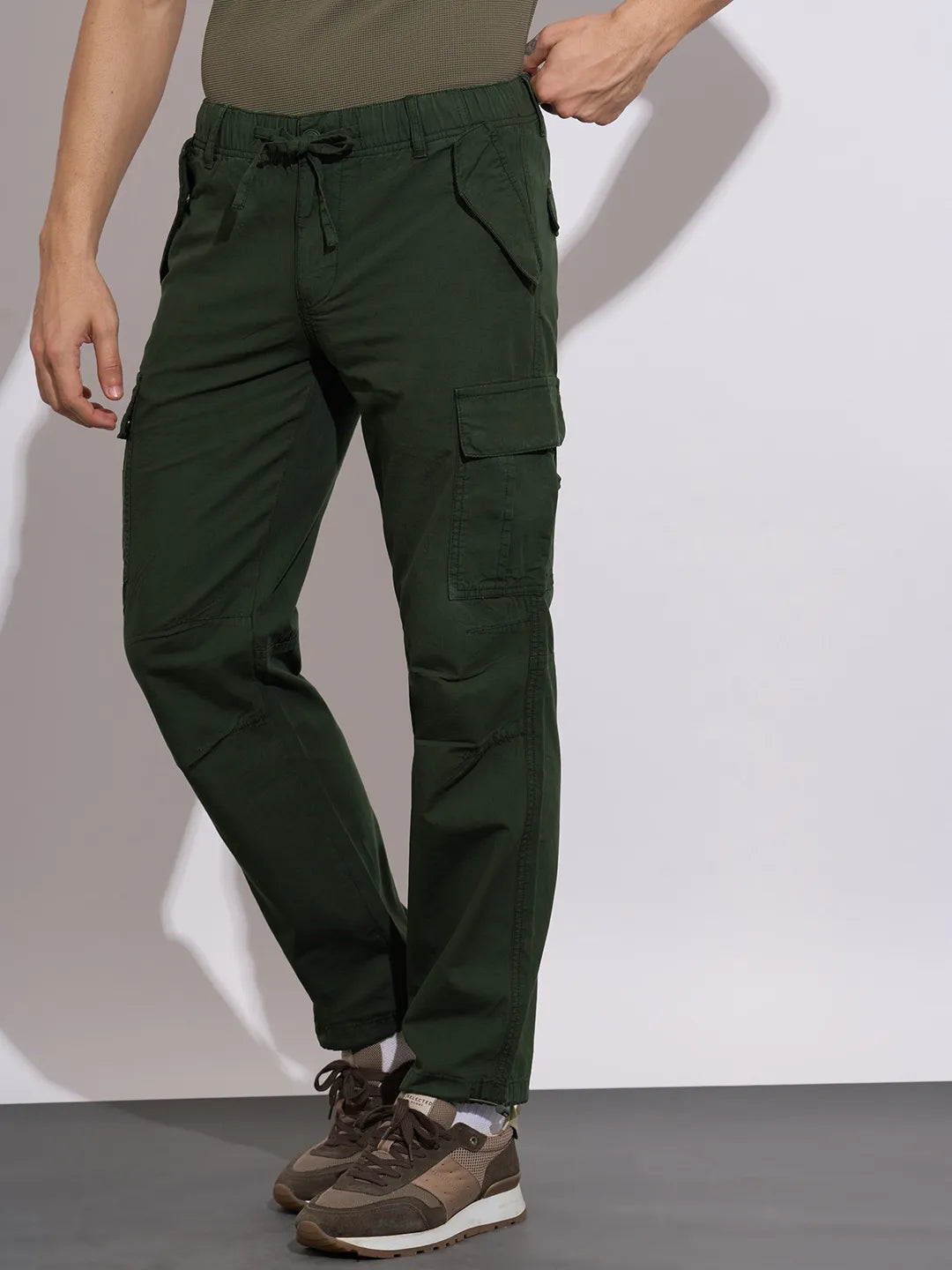 Being Human Men's Olive Loose Fit Mid-Rise Cargos