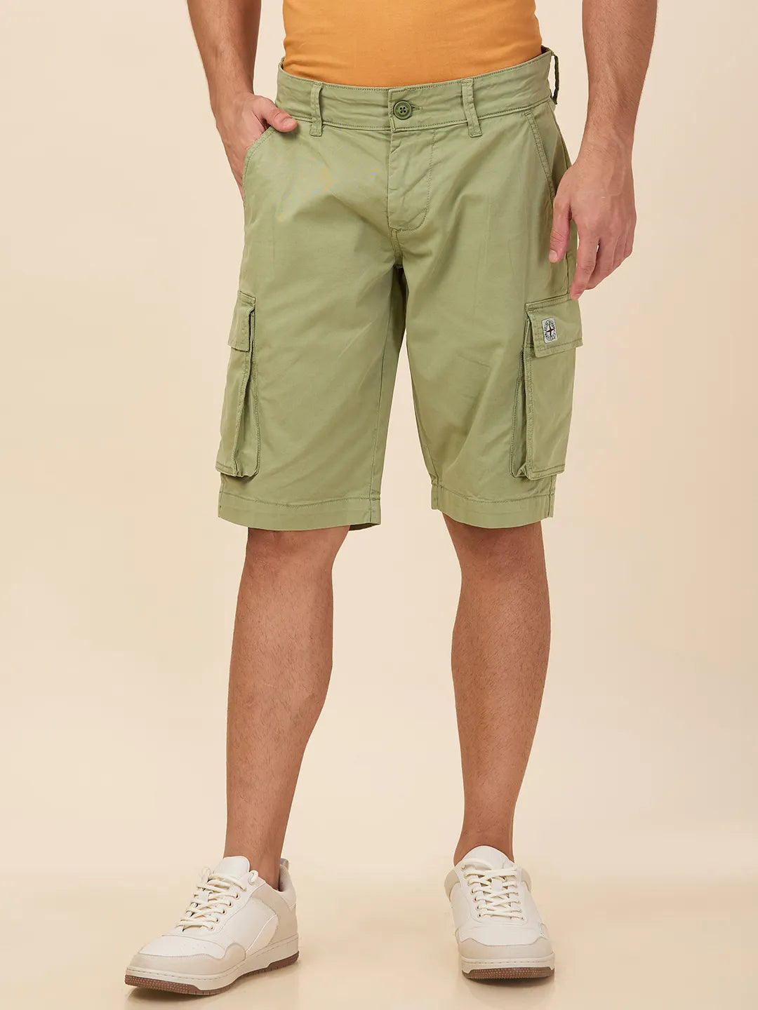 Being Human Clothing Men Green Solid Shorts