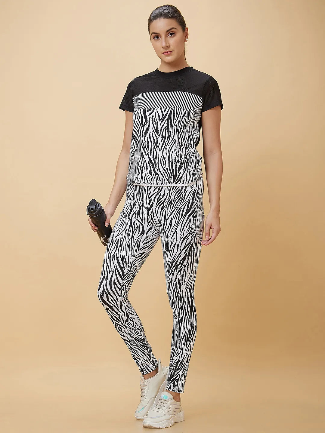 Being Human Clothing Women Easy Fit Crew Neck T-Shirts Black