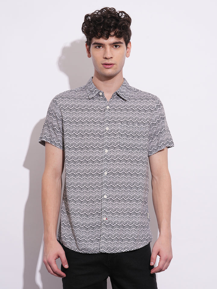 Black Regular Fit Regular Collar Men's Shirt by Being Human Clothing